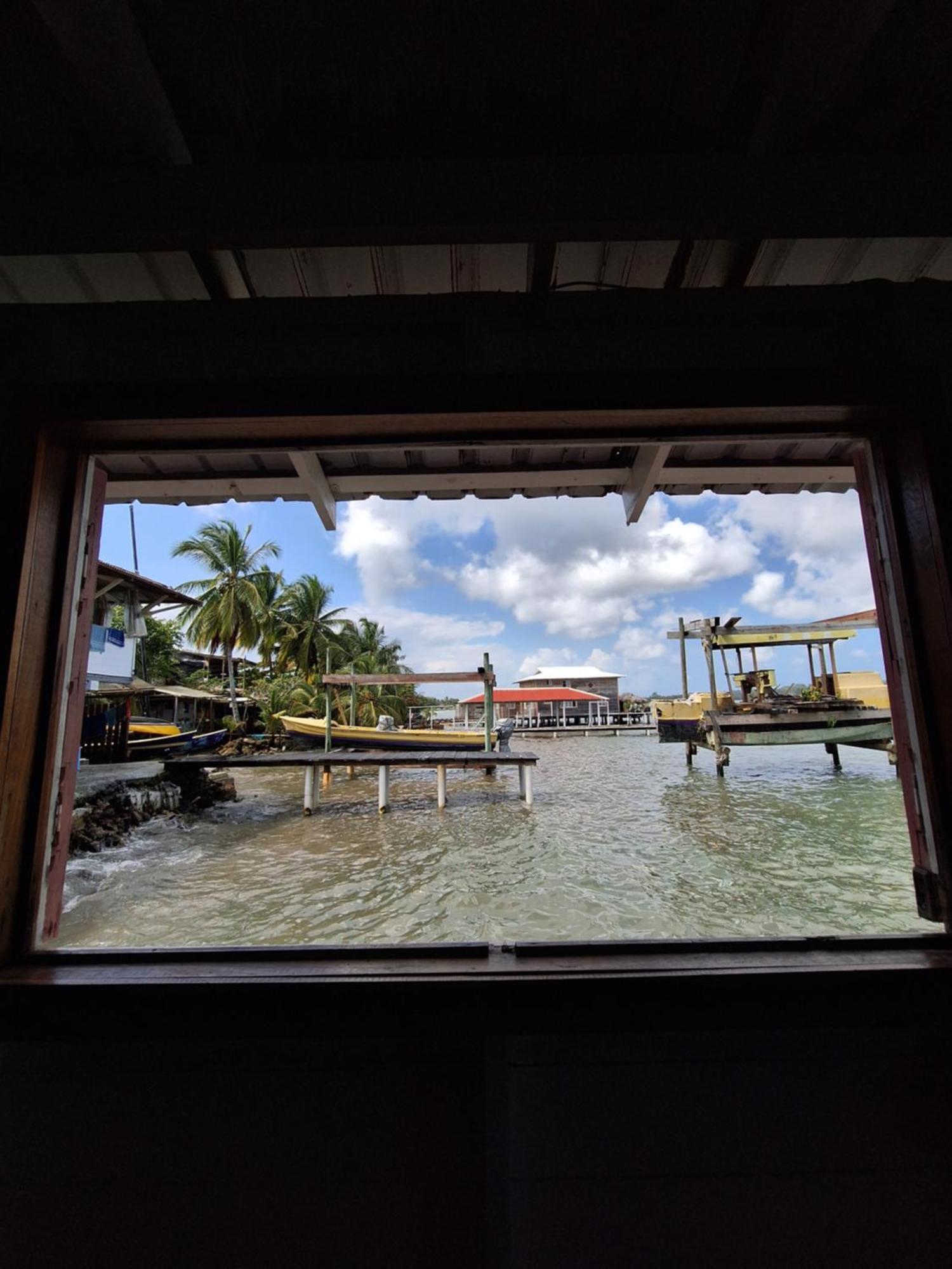 Boathouse Bungalows By The Sea Bocas Town Ngoại thất bức ảnh